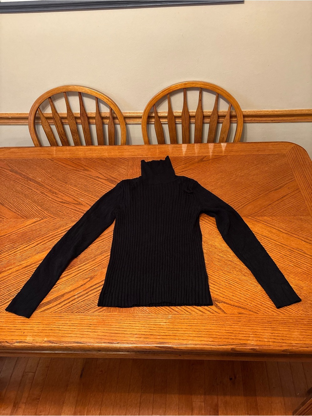 Ellen Tracy Women's Black Ribbed Turtleneck Sweater - Size S